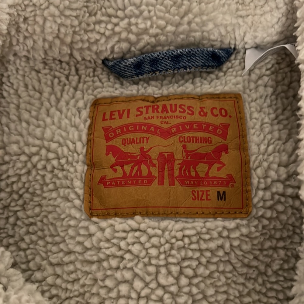 LEVIS SHERPA LINED JACKET - Picture 8 of 14